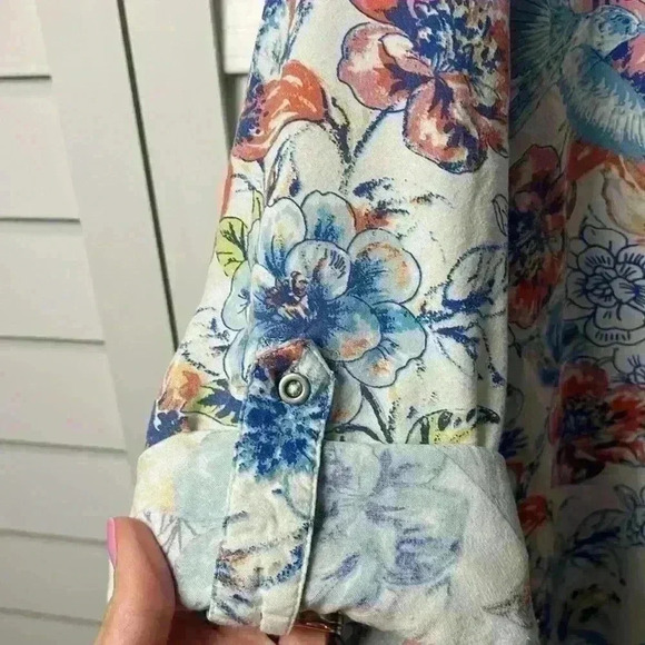 Nine West V-Neck Casual Floral Top Size XL - Picture 5 of 10